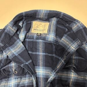 American Eagle Outfitters Navy and Light Blue Plaid button down flannel
